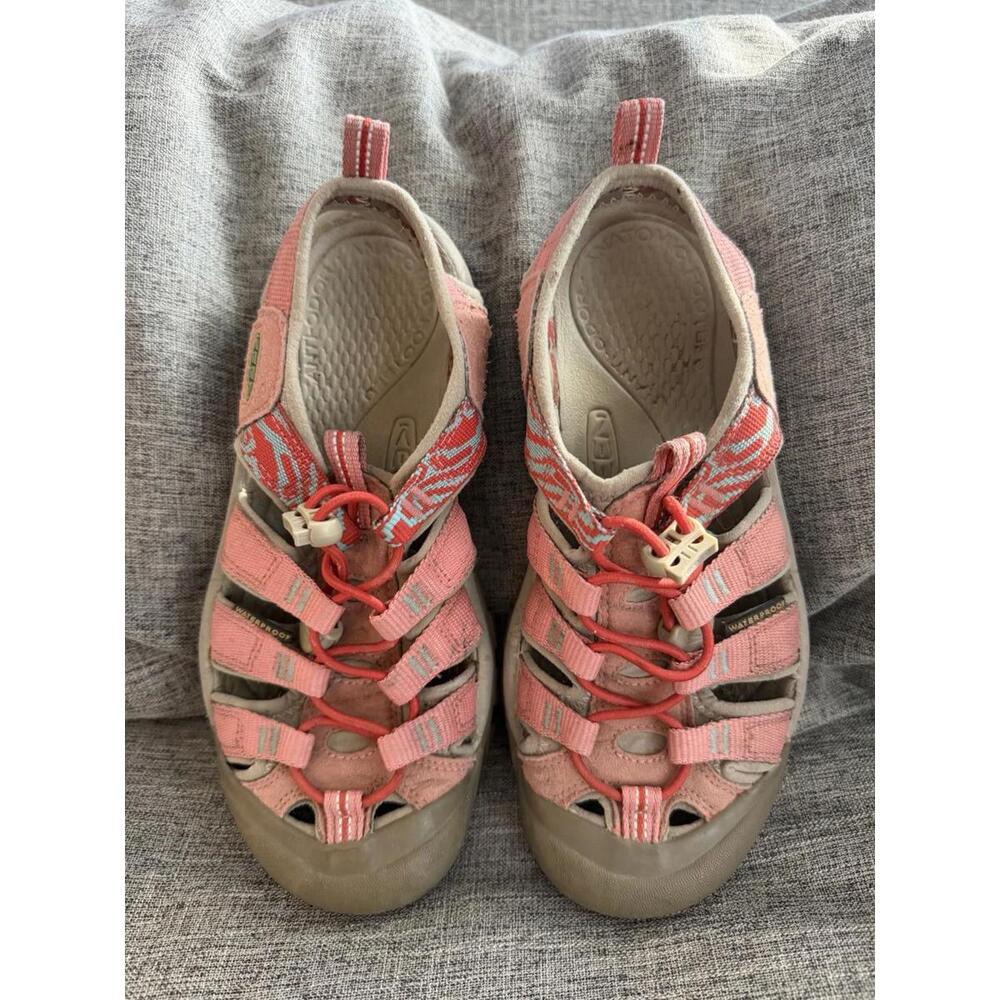 Keen Newport Waterproof Hiking Sandals Womens Size 6.5 in Pink Blue